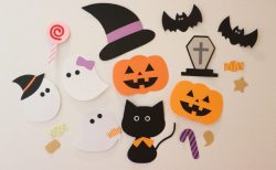  画用紙だけで作れる！ハロウィンの壁面装飾アイディア